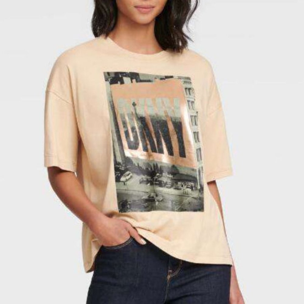DKNY Black Graphic New York street Scape T shirt - Picture 2 of 3